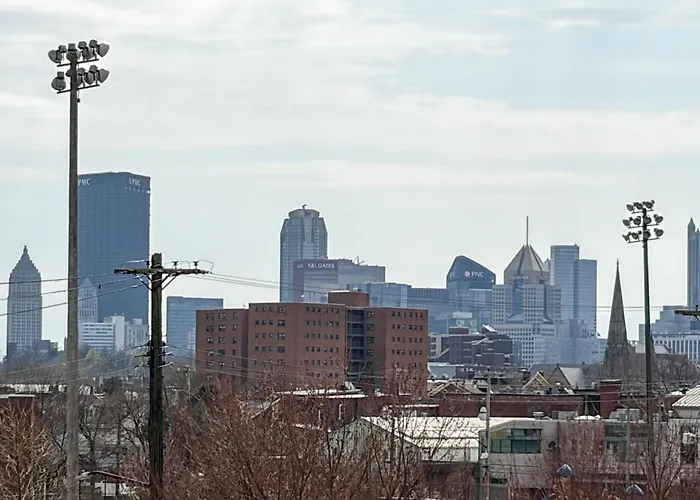 W/ Skyline Views: Walk To Stadium! * Pittsburgh